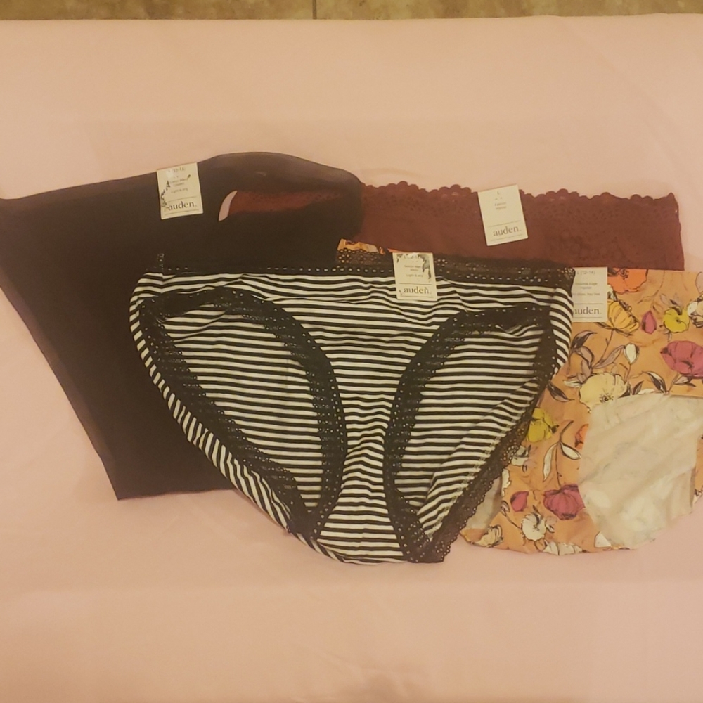 Set of 4 panties